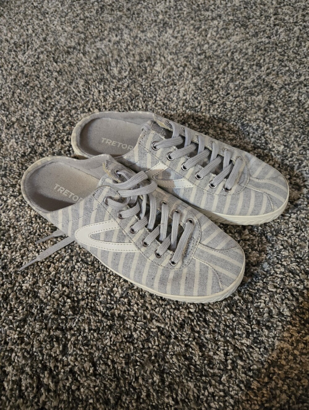 Tretorn Cam Slip On Sneakers Gray White Striped 7